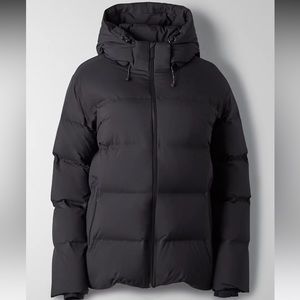 Aritzia TNA Super Puff 2o Waterproof